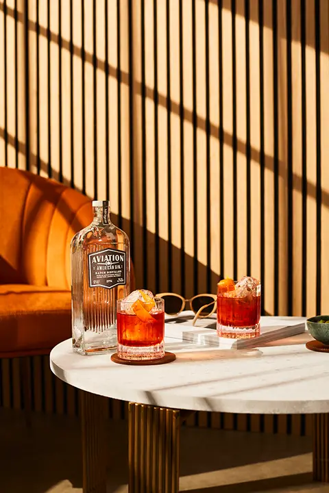 AVIATION AMERICAN GIN, THE OFFICIAL GIN OF YOUR FAVORITE COCKTAIL